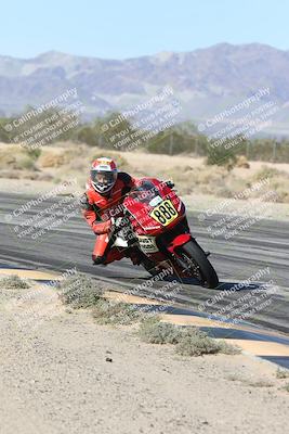 media/Dec-04-2025-Racers Edge (Thu) [[5ebc9f124d]]/3-B Group/3-Session 2 (Turn 7 Inside)/